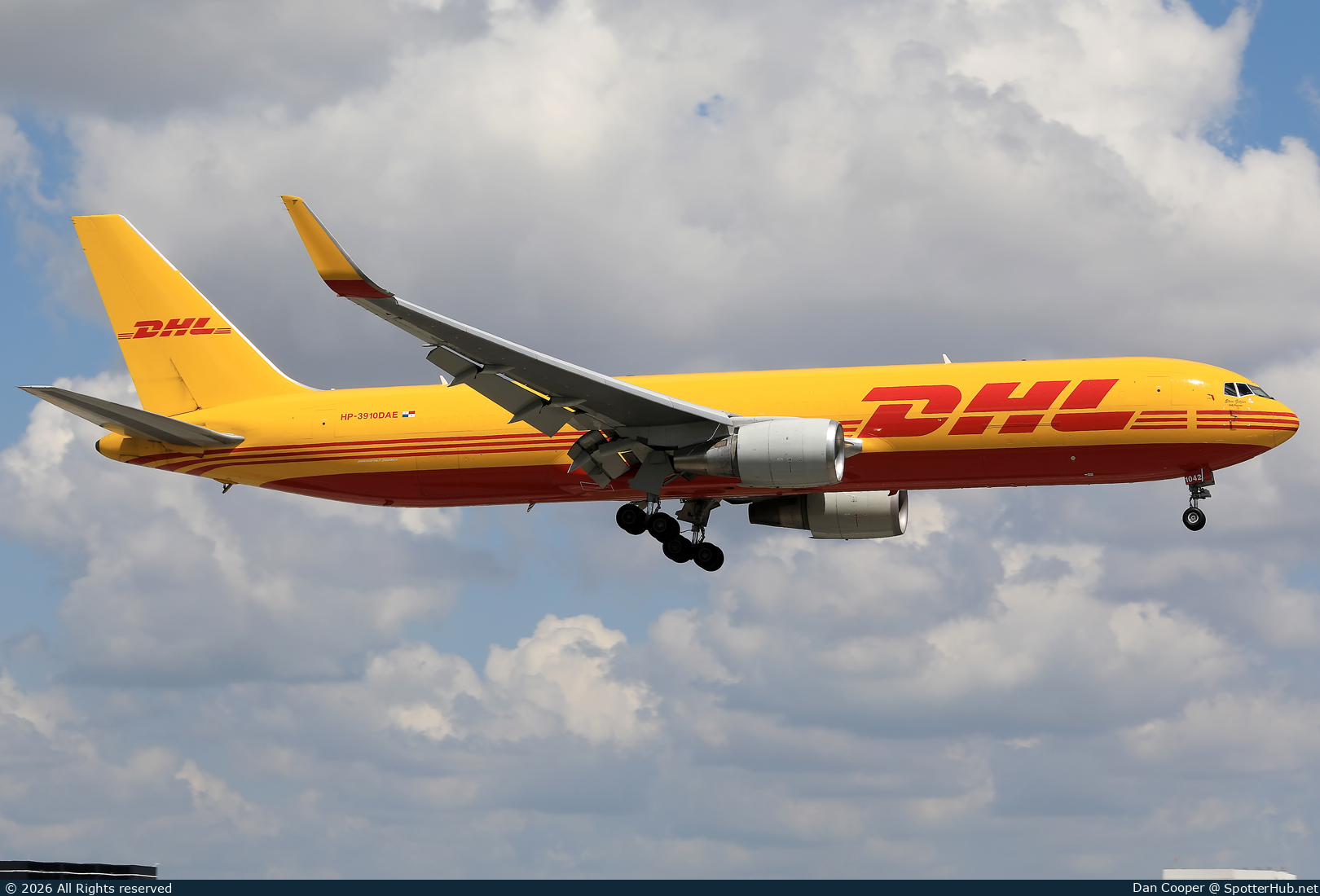 Photo of HP-3910DAE - Boeing 767-316(ER)(BCF) operated by DHL Aero Expreso