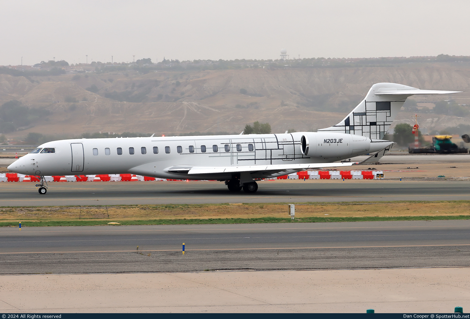 Photo of N203JE - Bombardier Global 7500 operated by Private