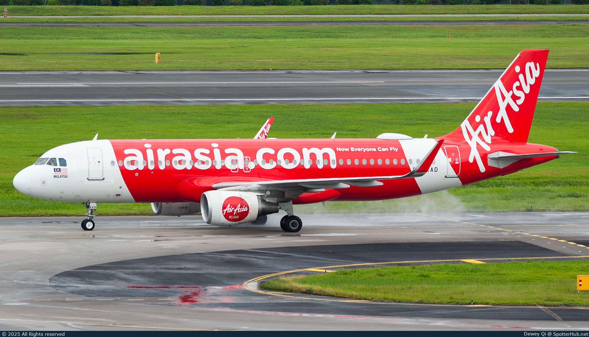 Photo of 9M-RAD - Airbus A320-216 operated by AirAsia