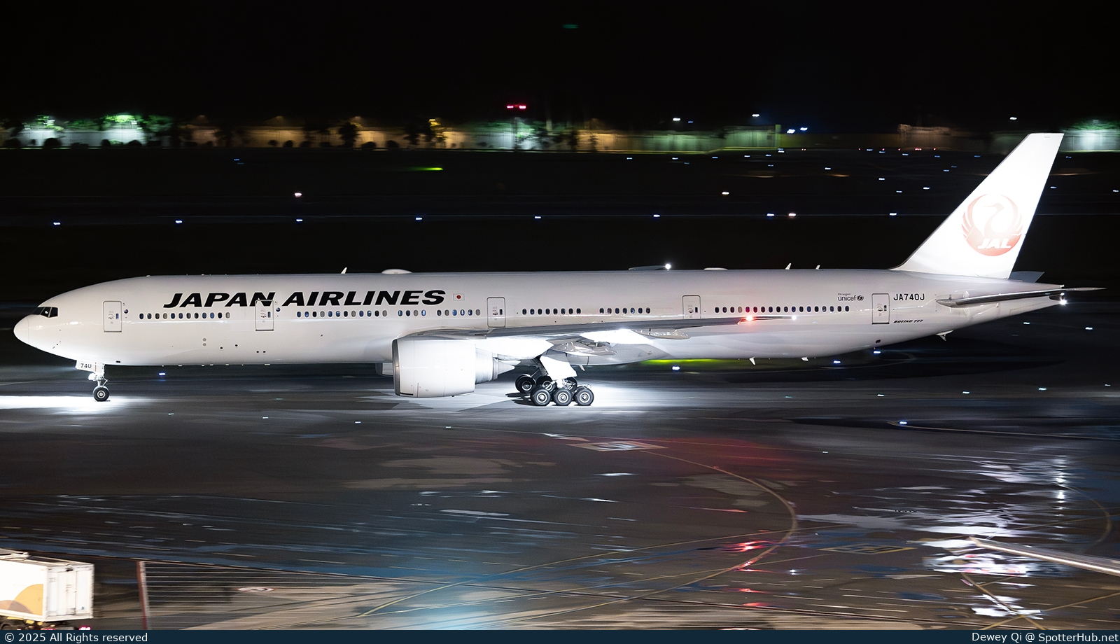 Photo of JA740J - Boeing 777-346(ER) operated by Japan Airlines