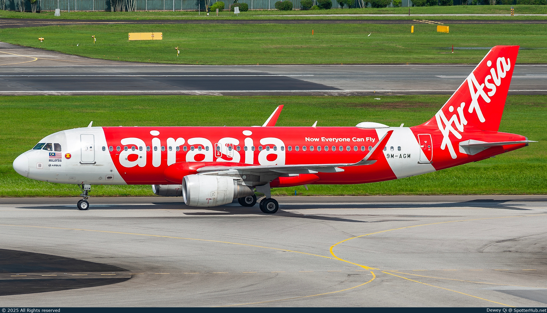 Photo of 9M-AGM - Airbus A320-216 operated by AirAsia
