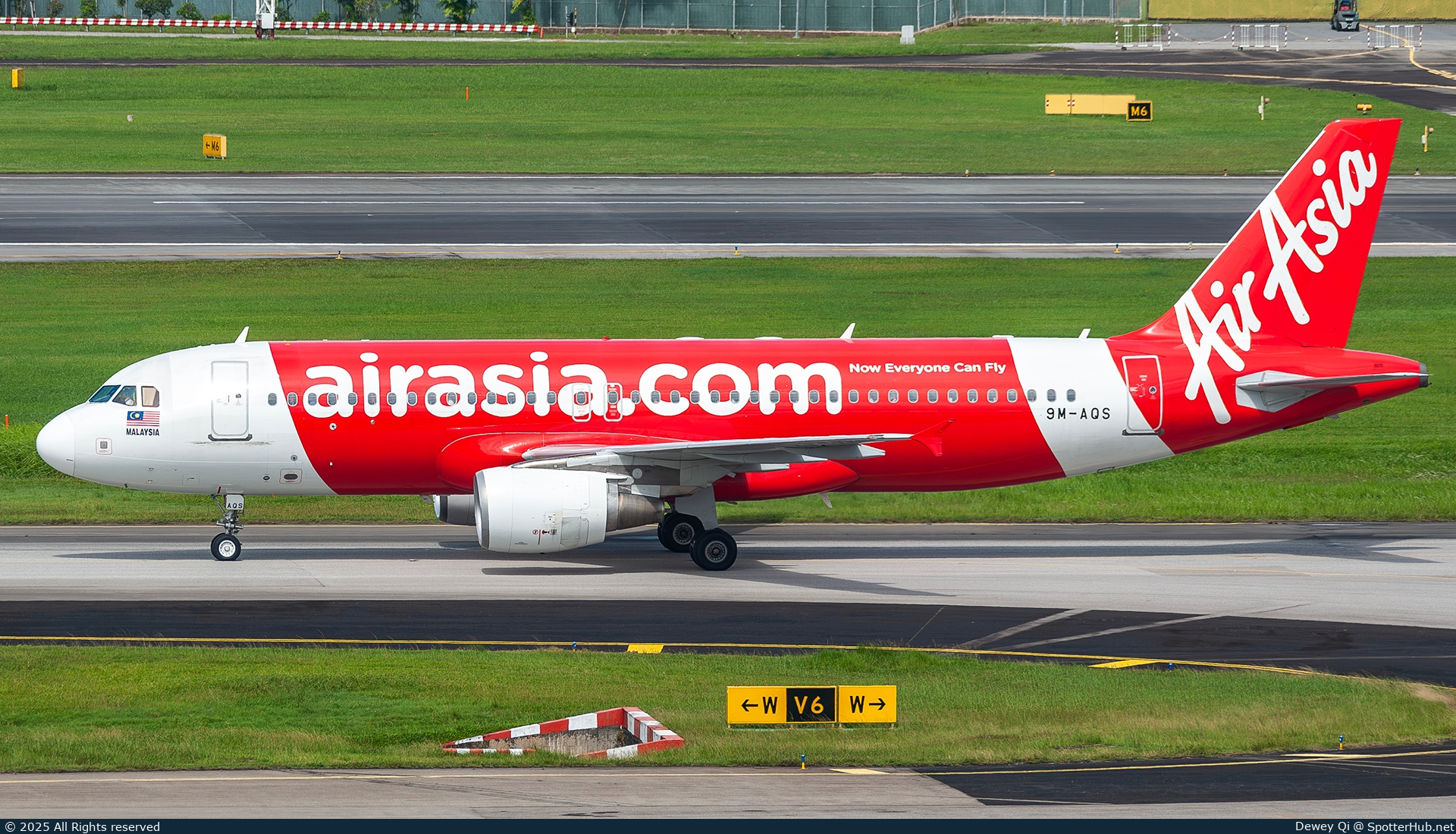 Photo of 9M-AQS - Airbus A320-216 operated by AirAsia