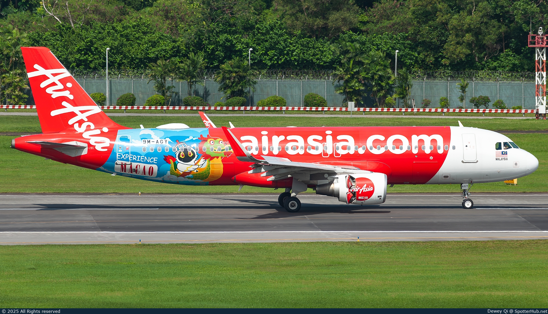 Photo of 9M-AGY - Airbus A320-216 operated by AirAsia
