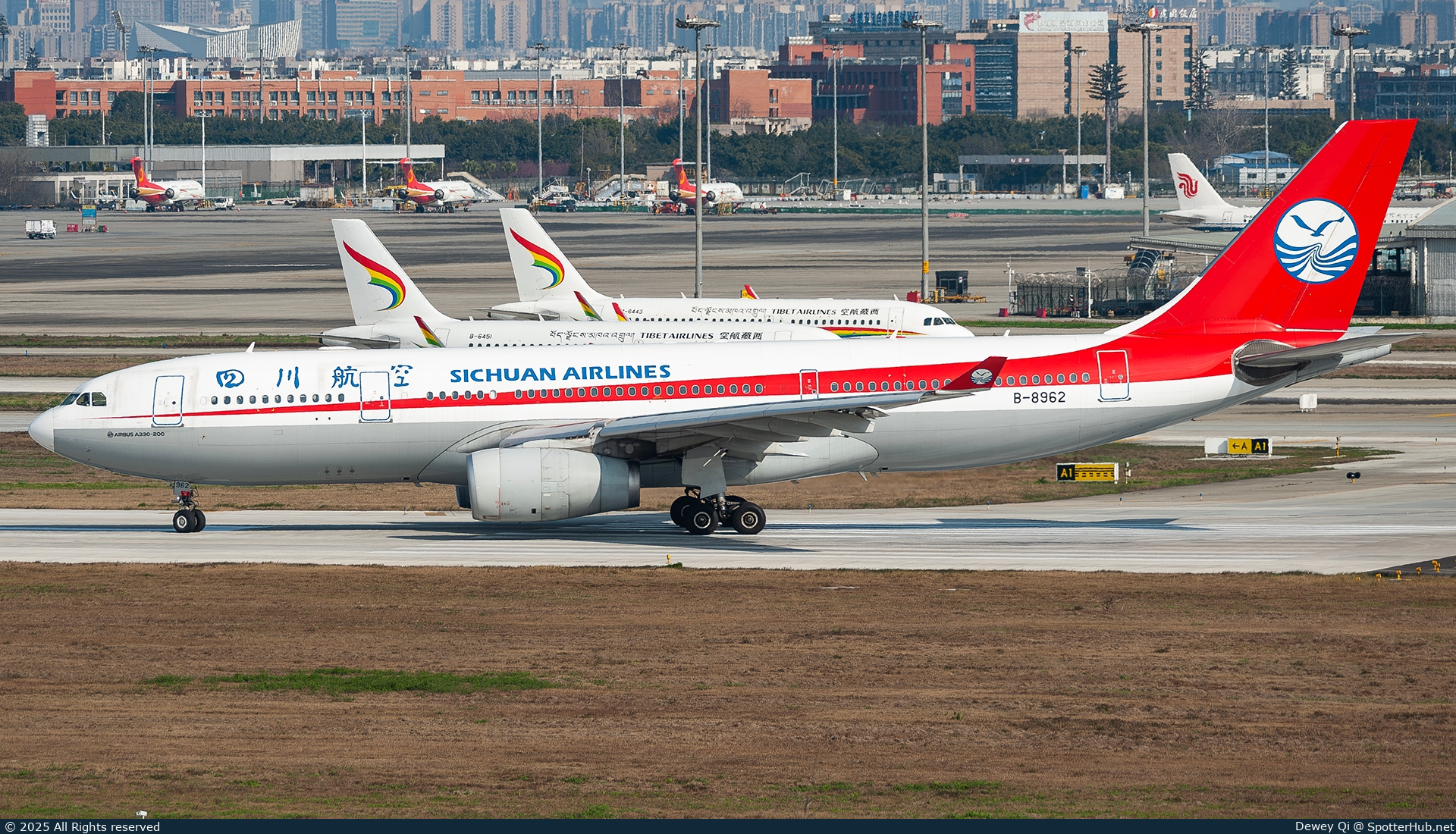 Photo of B-8962 - Airbus A330-243 operated by Sichuan Airlines