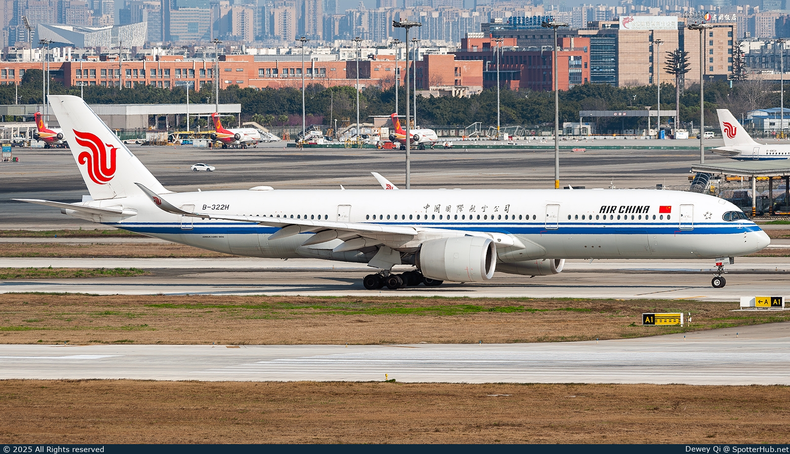 Photo of B-322H - Airbus A350-941 operated by Air China