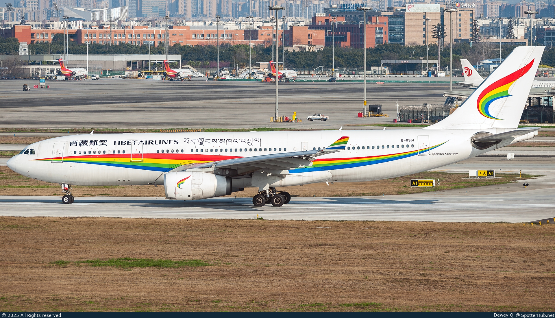 Photo of B-8951 - Airbus A330-243 operated by Tibet Airlines