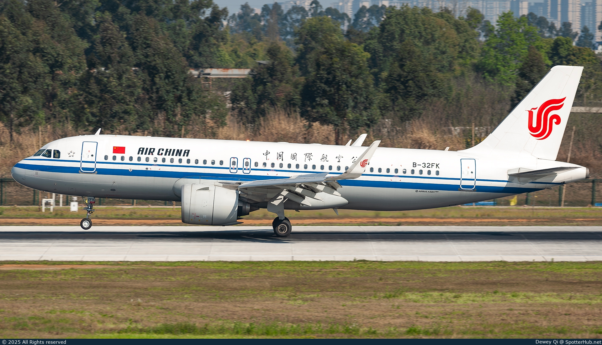 Photo of B-32FK - Airbus A320-271N operated by Air China