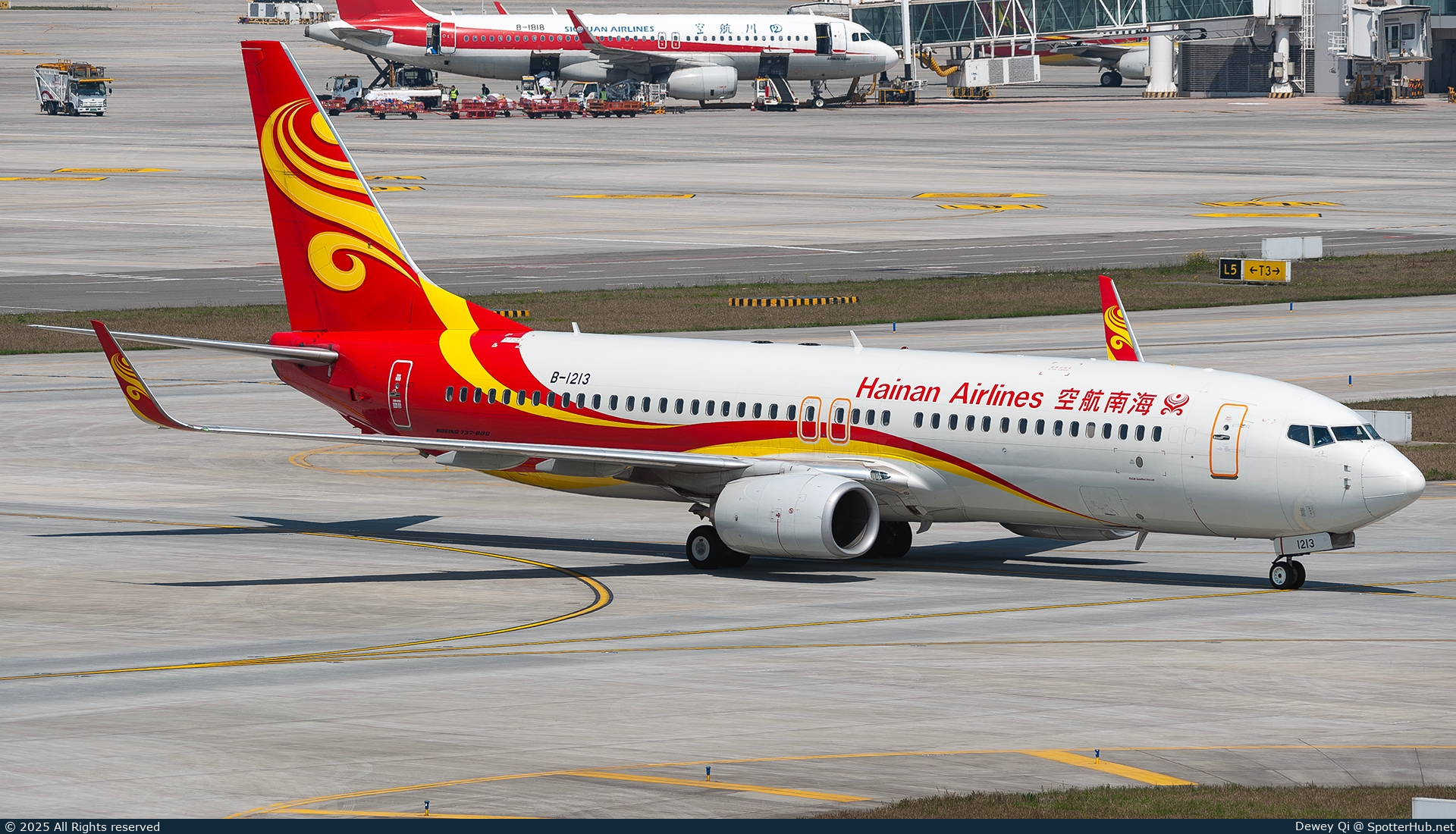 Photo of B-1213 - Boeing 737-84P operated by Hainan Airlines