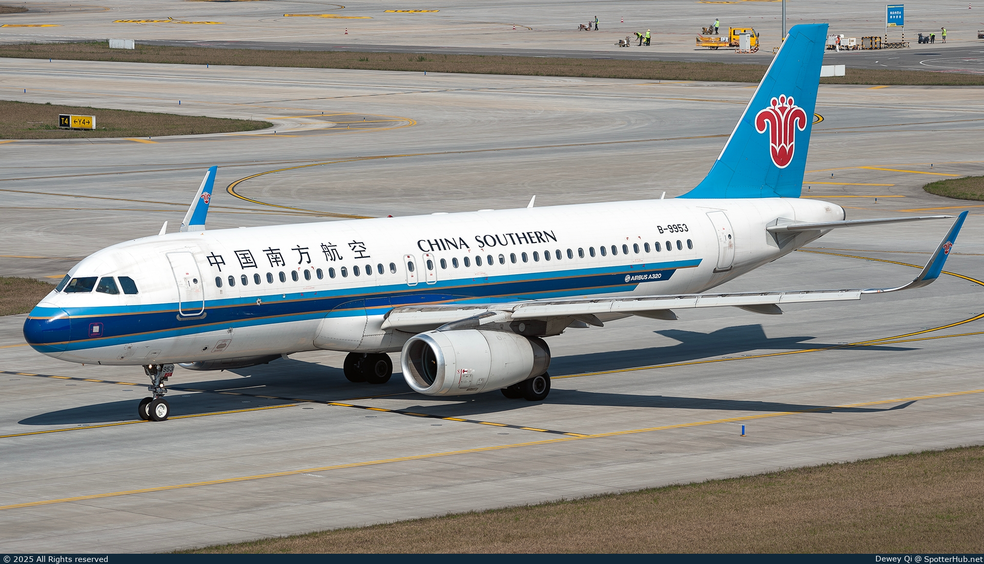 Photo of B-9953 - Airbus A320-232 operated by China Southern Airlines