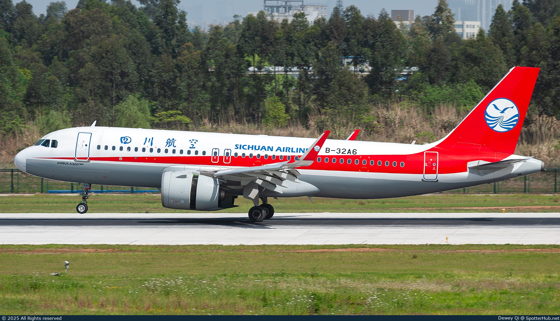 Photo of B-32A6 - Airbus A320-271N operated by Sichuan Airlines