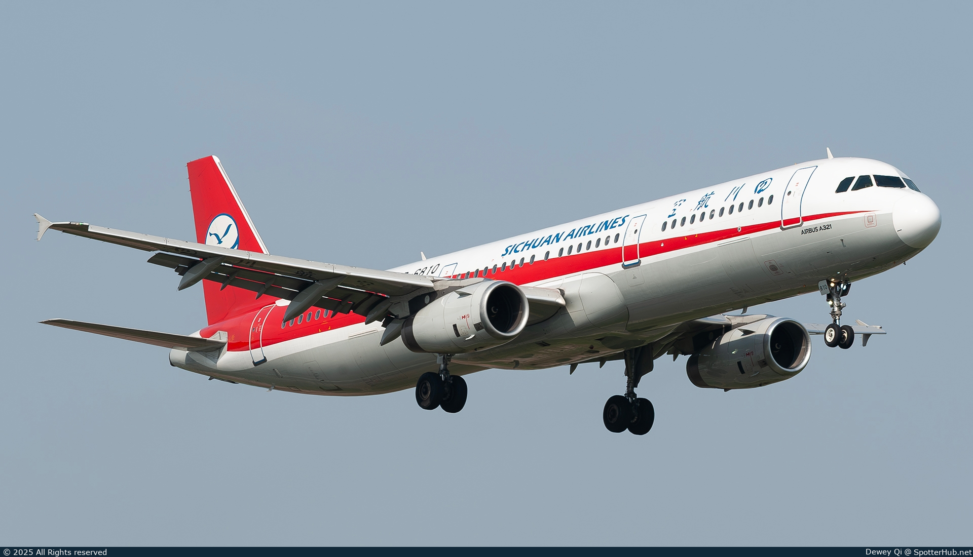 Photo of B-6810 - Airbus A321-231 operated by Sichuan Airlines