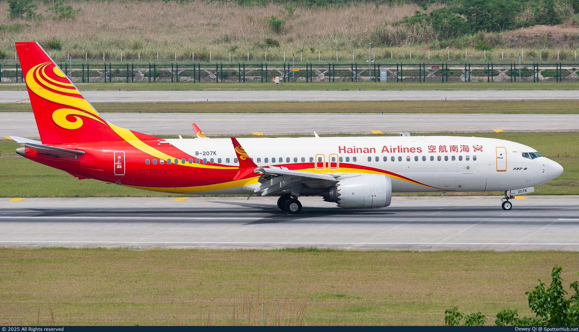Photo of B-207K - Boeing 737 MAX 8 operated by Hainan Airlines