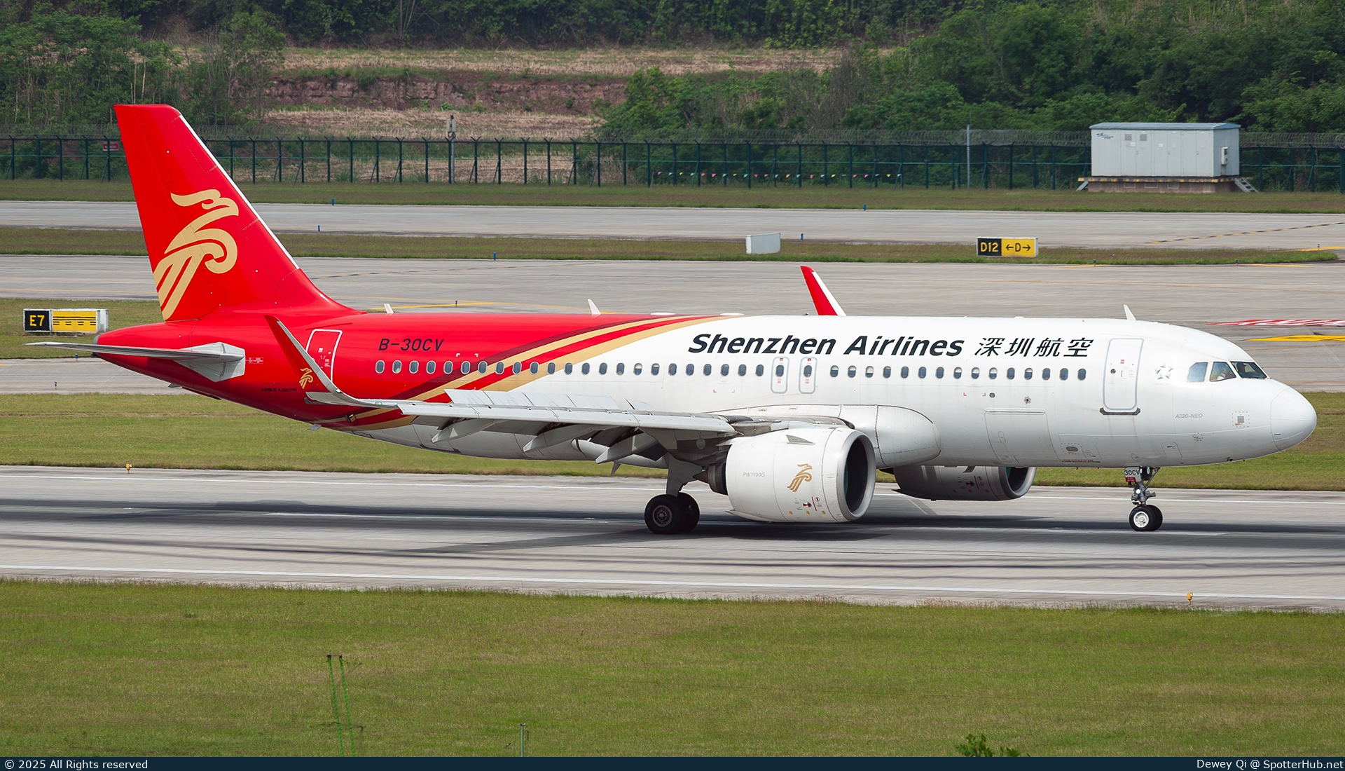 Photo of B-30CV - Airbus A320-271N operated by Shenzhen Airlines