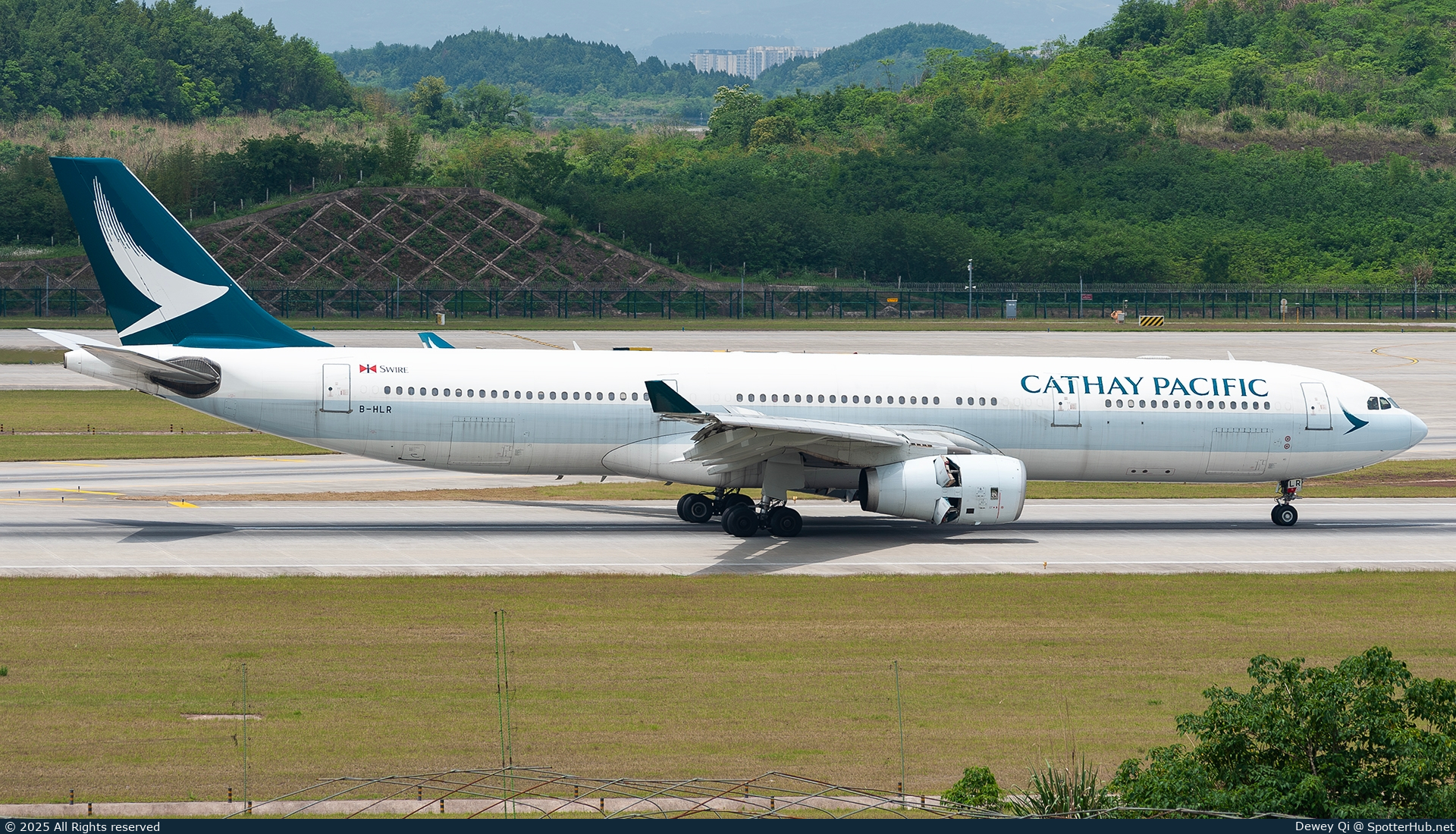 Photo of B-HLR - Airbus A330-343 operated by Cathay Pacific Airways