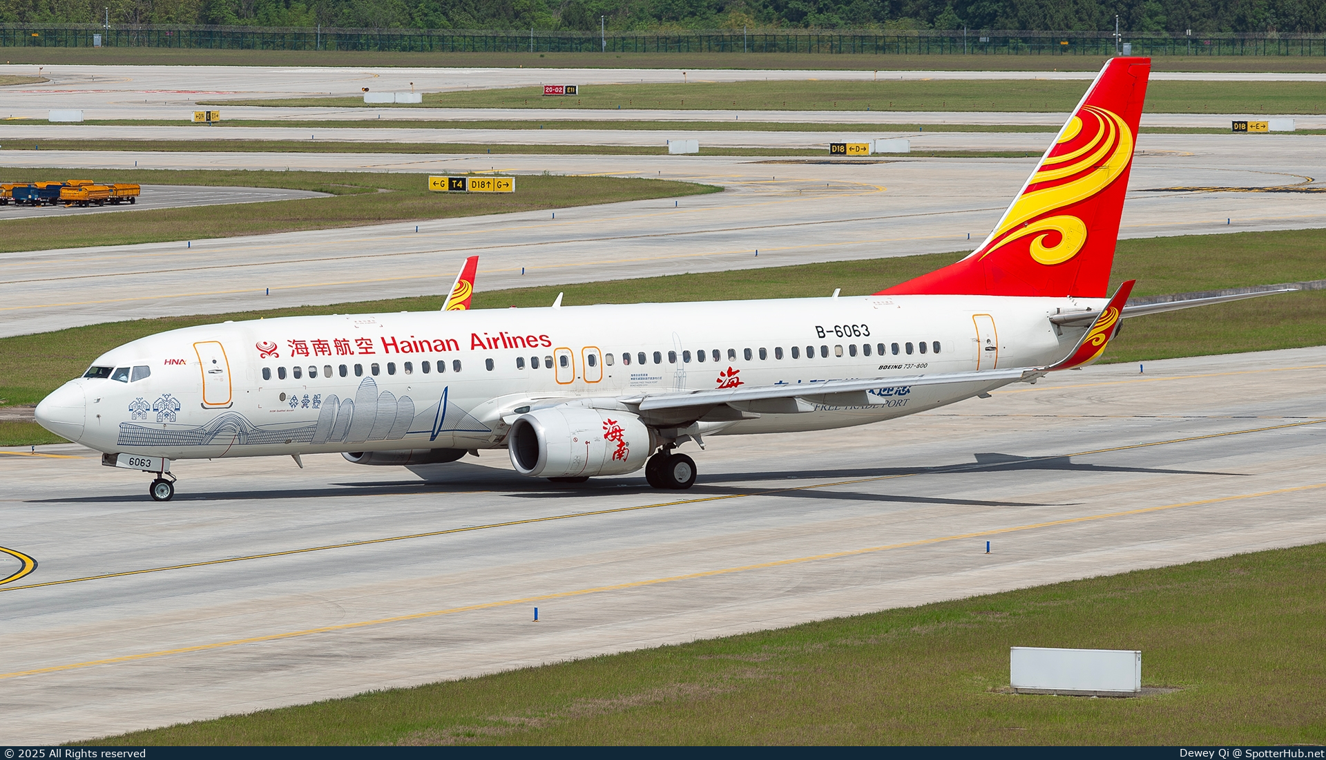 Photo of B-6063 - Boeing 737-84P operated by Hainan Airlines