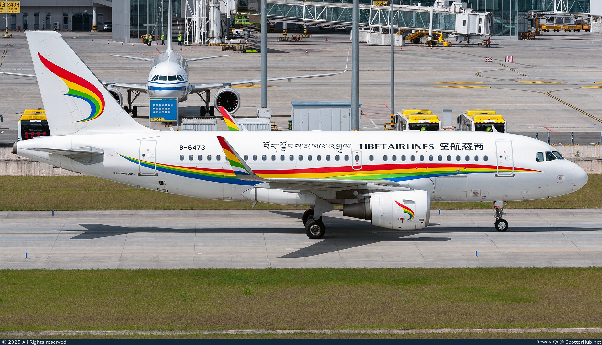 Photo of B-6473 - Airbus A319-115 operated by Tibet Airlines
