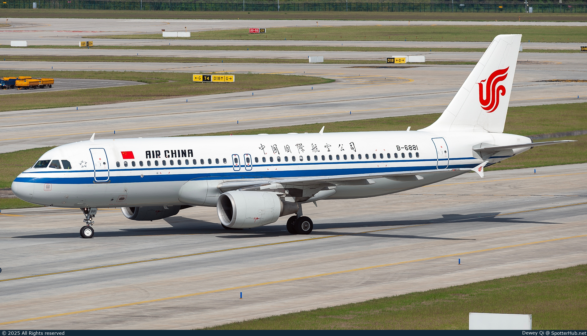 Photo of B-6881 - Airbus A320-214 operated by Air China