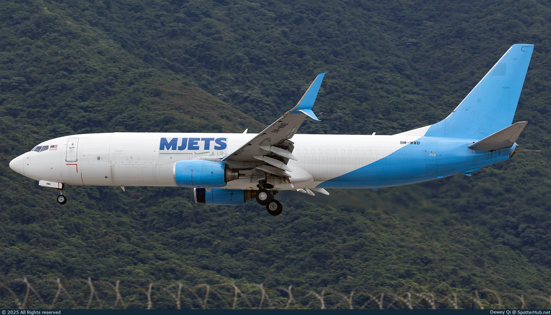 Photo of 9M-WWB - Boeing 737-86N(BCF) operated by MJets Air