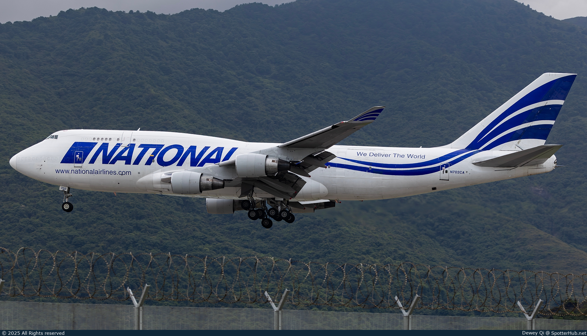 Photo of N702CA - Boeing 747-412(BCF) operated by National Airlines [2006]