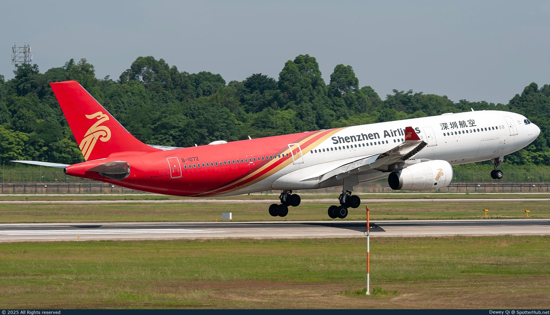 Photo of B-1072 - Airbus A330-343 operated by Shenzhen Airlines