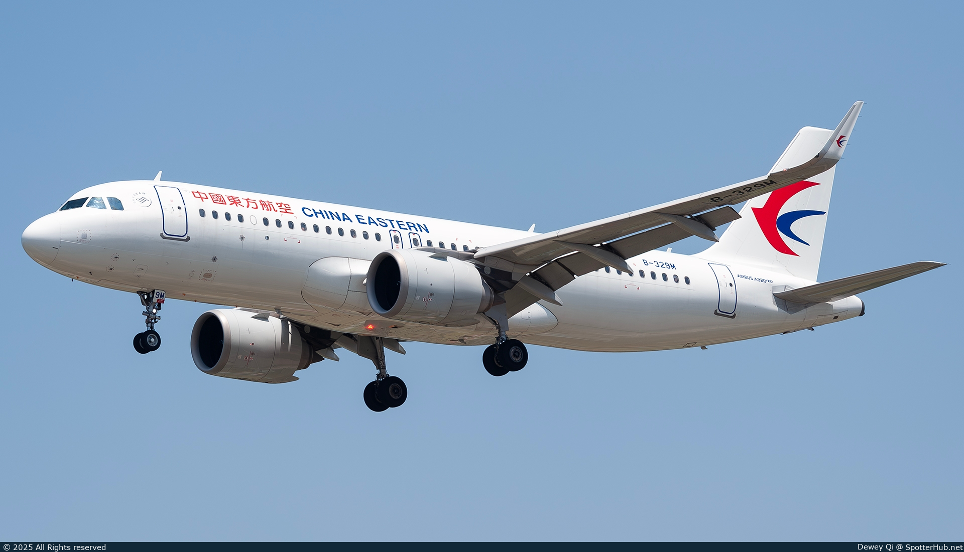 Photo of B-329M - Airbus A320-251N operated by China Eastern Airlines