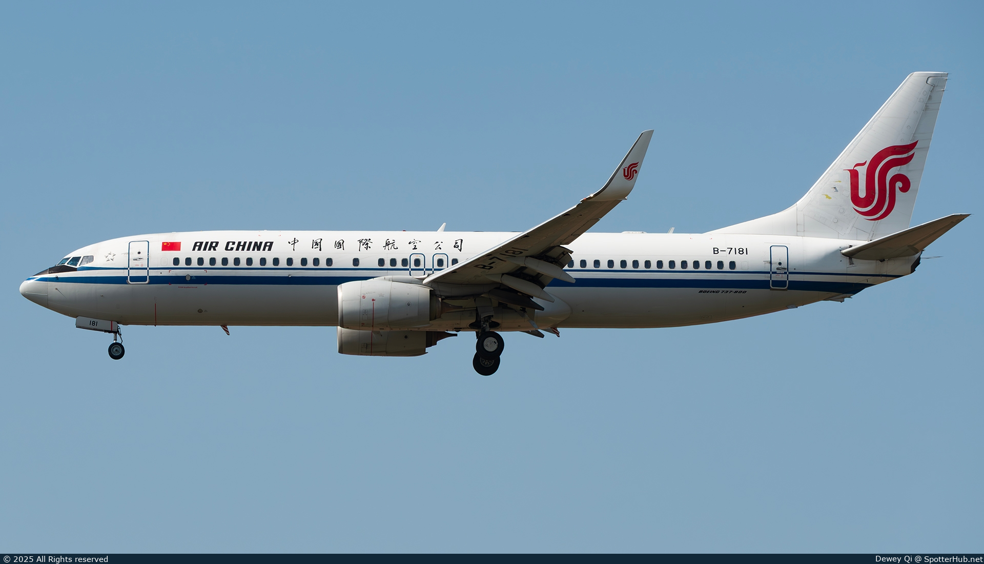 Photo of B-7181 - Boeing 737-89L operated by Air China