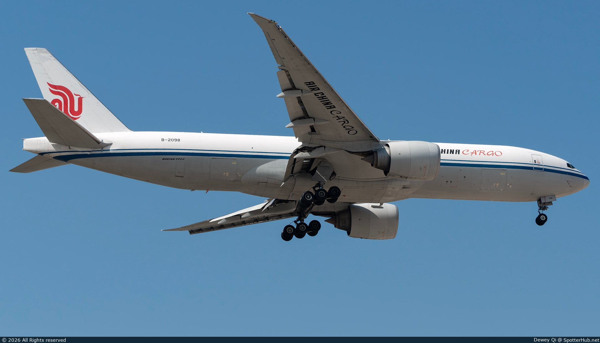 Photo of B-2098 - Boeing 777-FFT operated by Air China Cargo