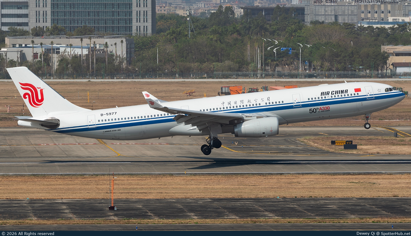 Photo of B-5977 - Airbus A330-343 operated by Air China
