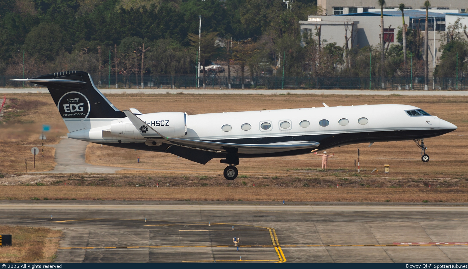 Photo of M-HSCZ - Gulfstream G650ER operated by Sino Jet