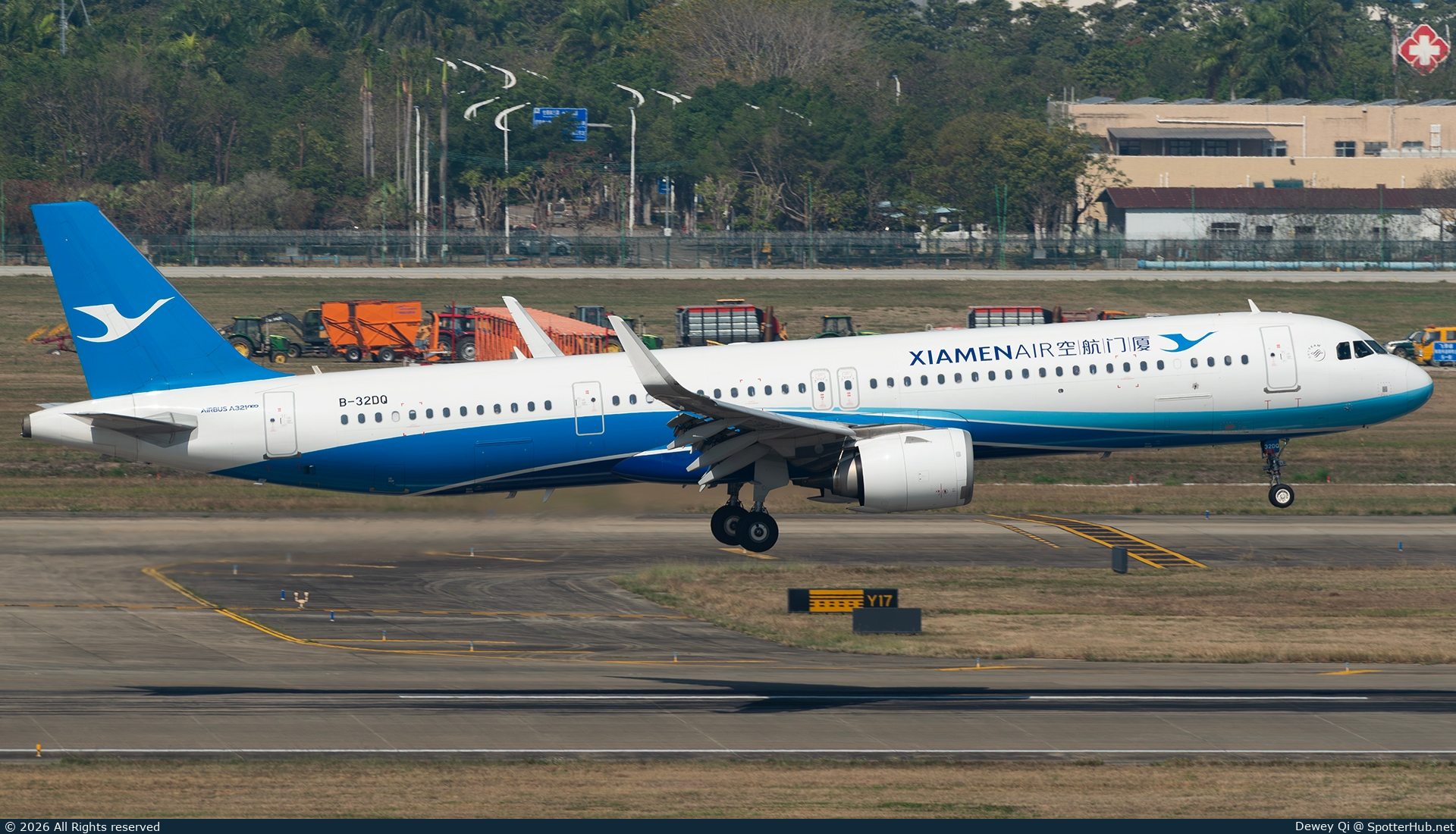 Photo of B-32DQ - Airbus A321-251NX operated by Xiamen Airlines