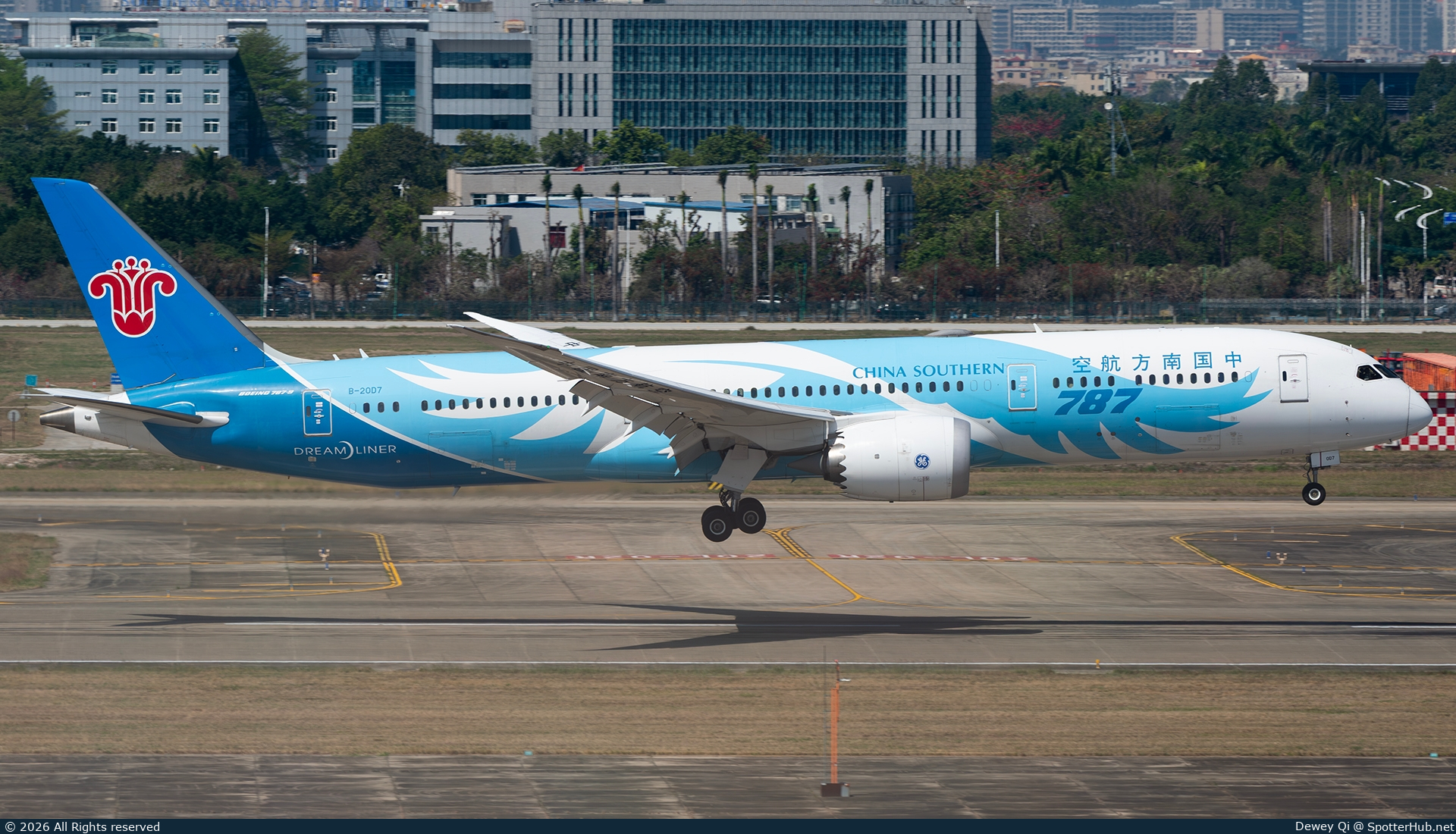 Photo of B-20D7 - Boeing 787-9 Dreamliner operated by China Southern Airlines