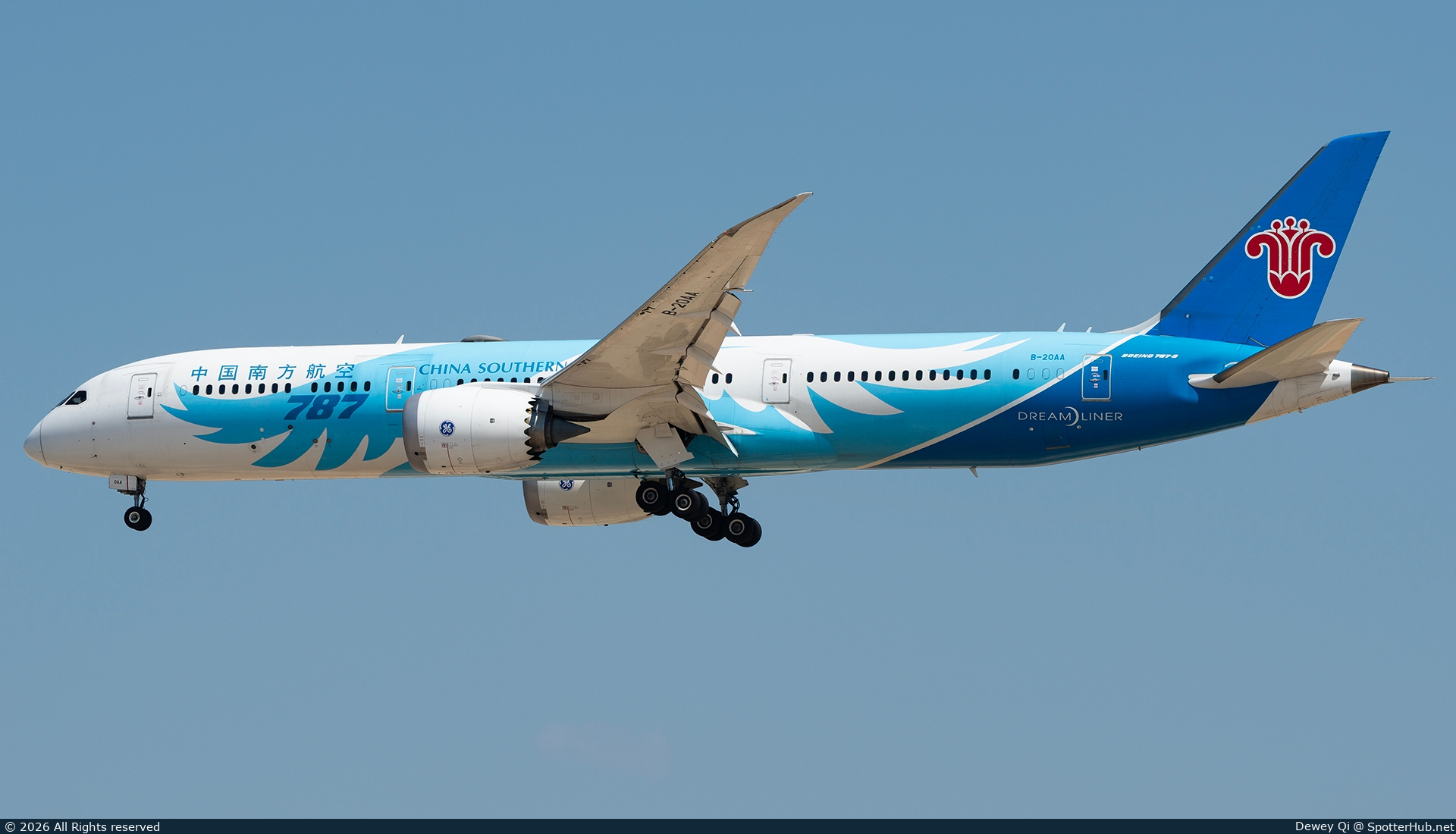 Photo of B-20AA - Boeing 787-9 Dreamliner operated by China Southern Airlines