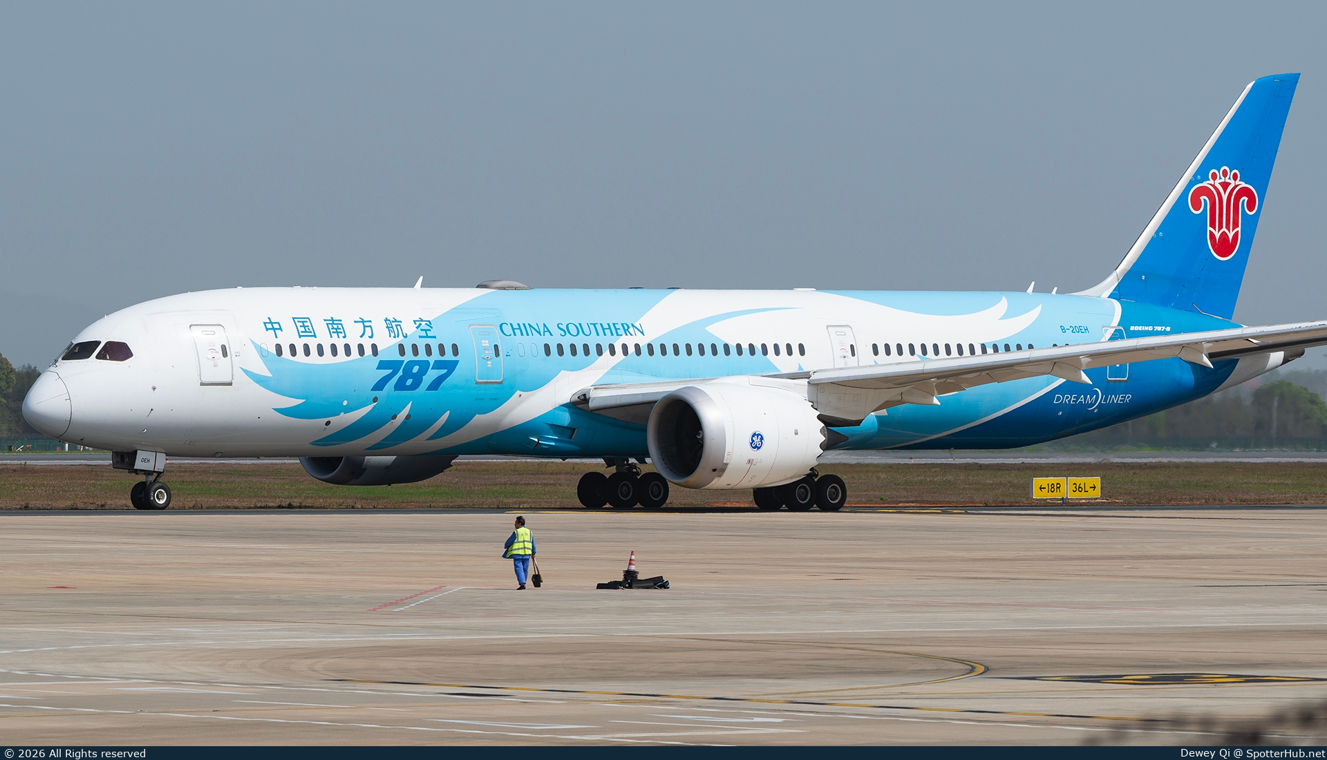 Photo of B-20EH - Boeing 787-9 Dreamliner operated by China Southern Airlines