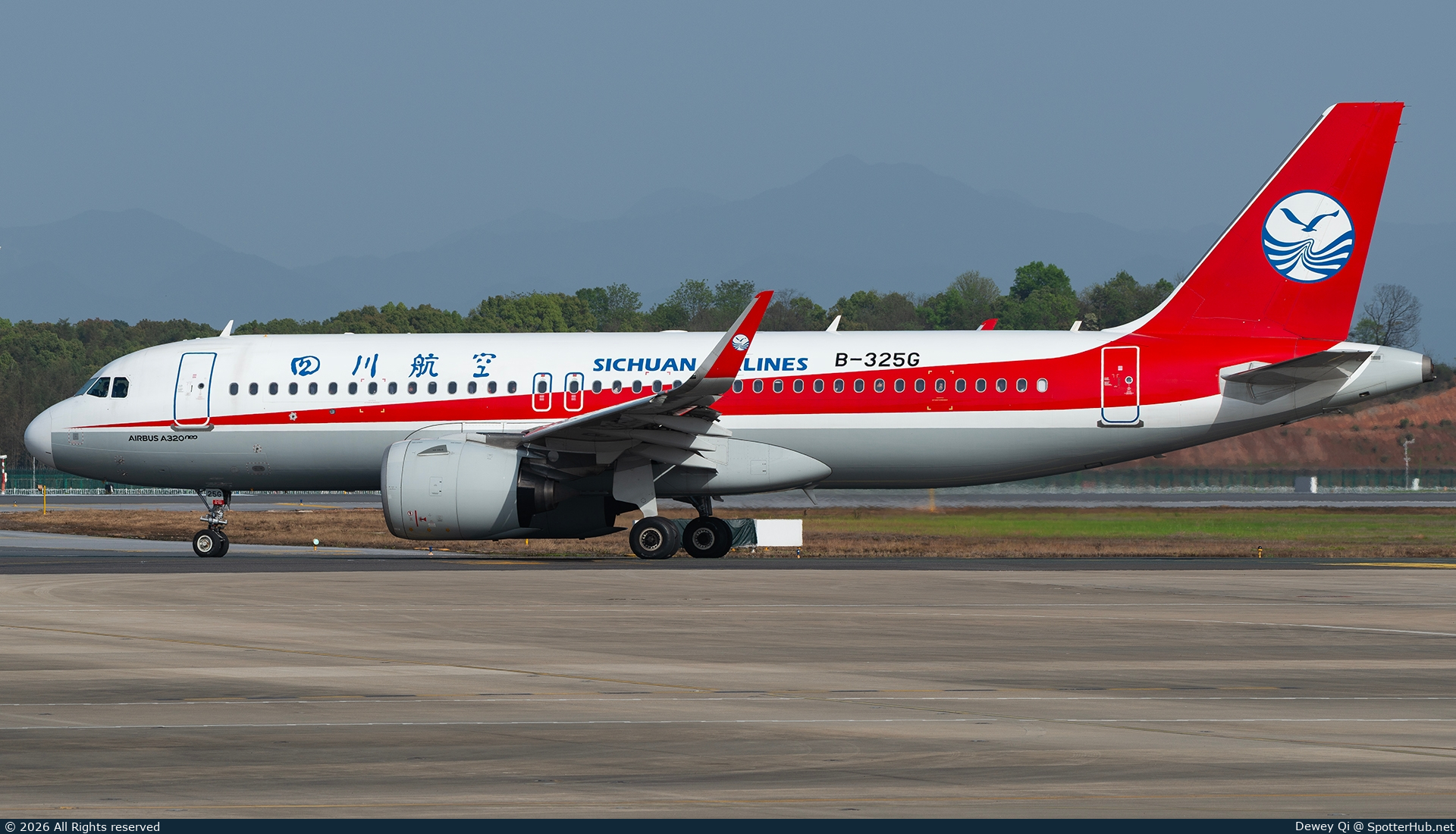 Photo of B-325G - Airbus A320-271N operated by Sichuan Airlines