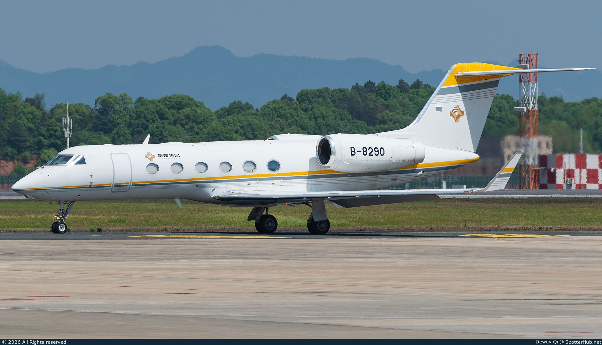 Photo of B-8290 - Gulfstream GIV-X (G450) operated by Asia Business Aviation