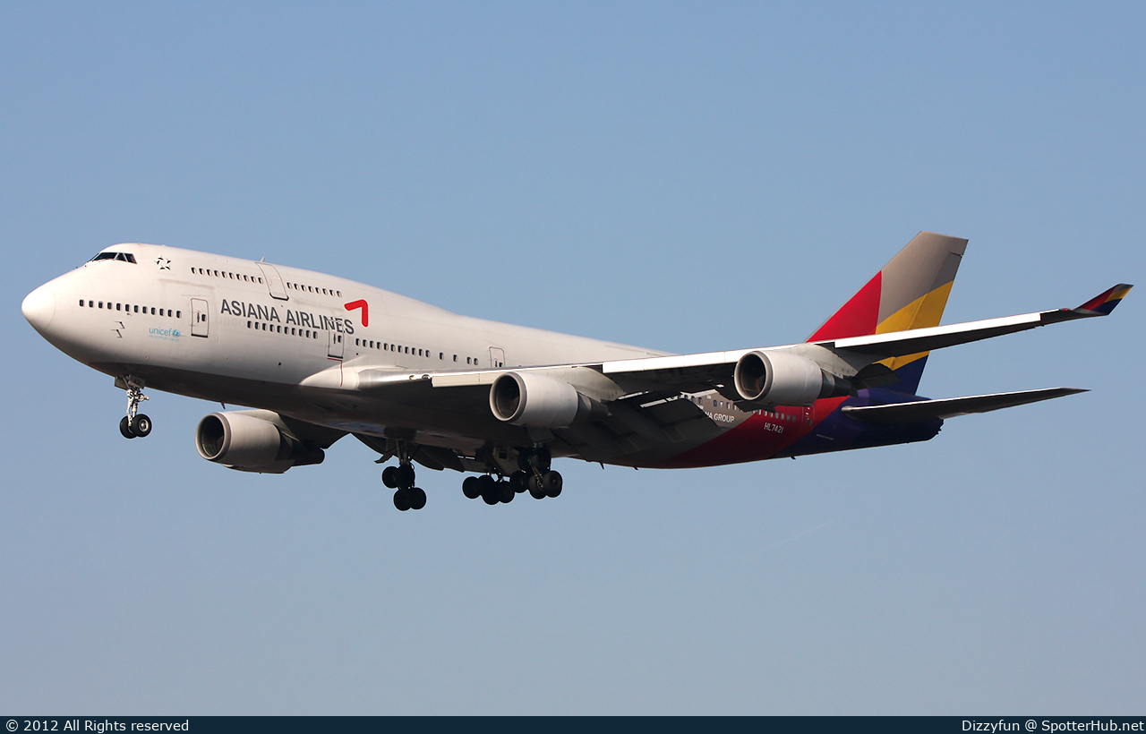 Photo of HL7421 - Boeing 747-48E(M) operated by Asiana Airlines