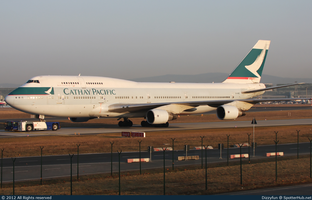 Photo of B-HKE - Boeing 747-412 operated by Cathay Pacific Airways