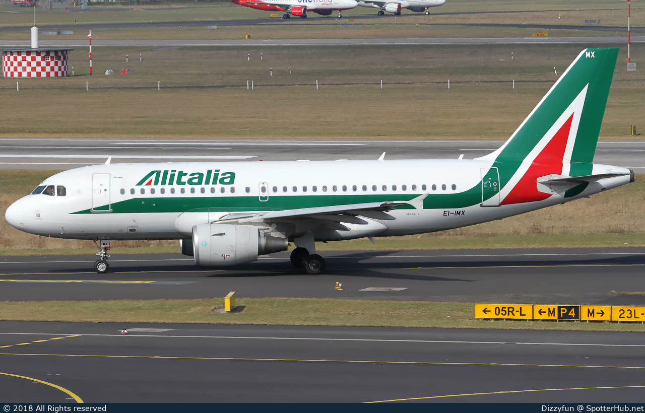 Photo of EI-IMX - Airbus A319-111 operated by Alitalia