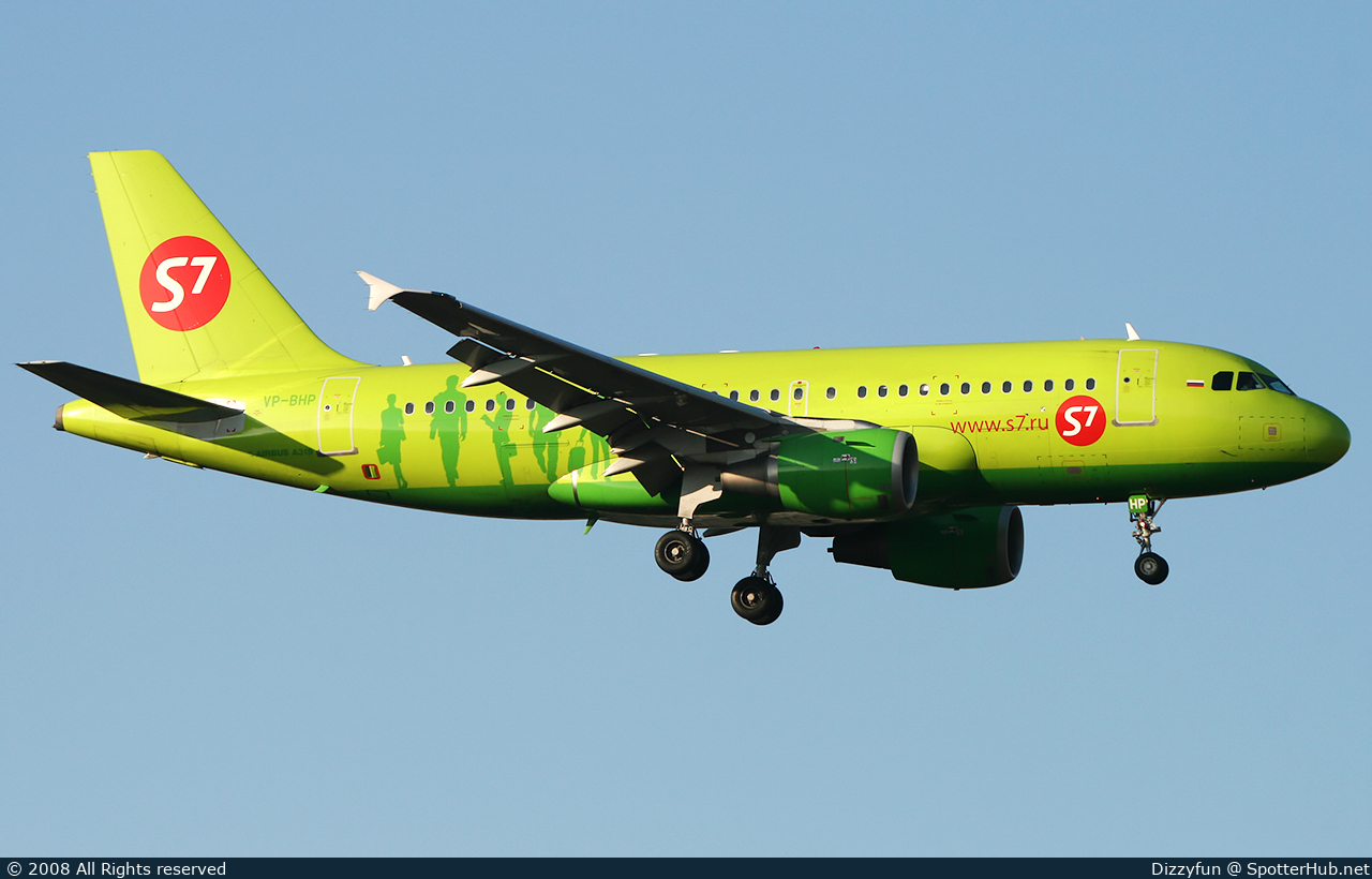 Photo of VP-BHP - Airbus A319-114 operated by S7 Airlines