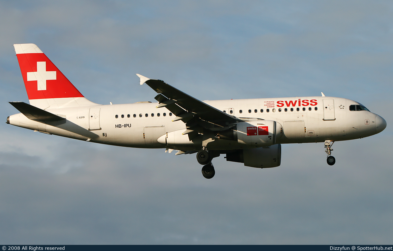 Photo of HB-IPU - Airbus A319-112 operated by Swiss International Air Lines