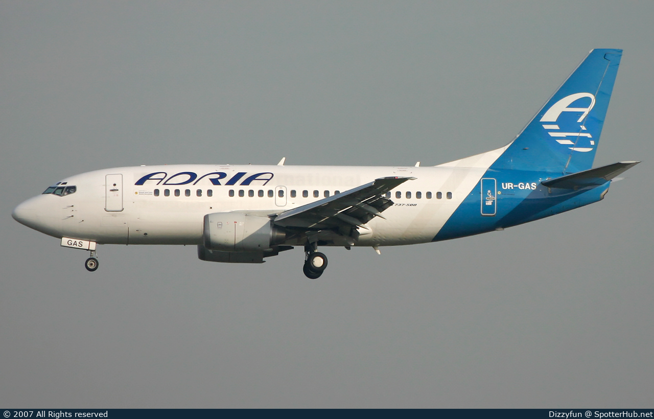 Photo of UR-GAS - Boeing 737-528 operated by Adria Airways (opb Ukraine International Airlines)