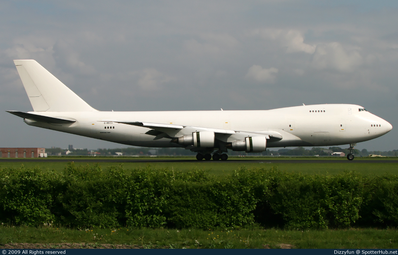 Photo of G-MKKA - Boeing 747-212B(SF) operated by MK Airlines