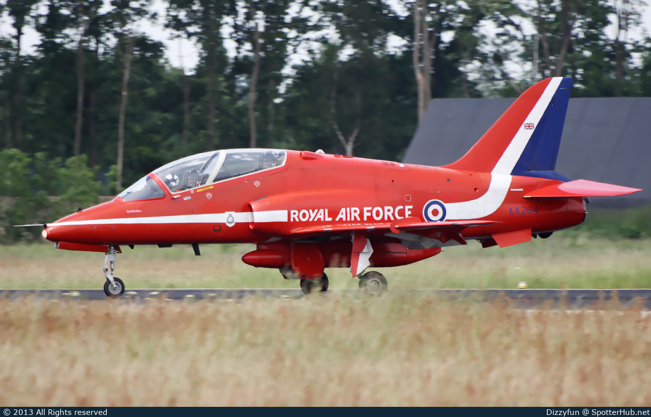 Photo of XX264 - British Aerospace Hawk T1A operated by Royal Air Force
