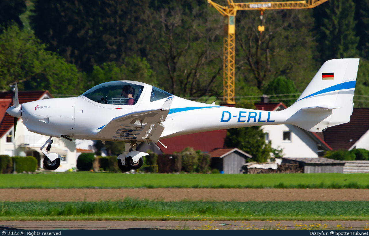 Photo of D-ERLL - Aquila A210 operated by Luftsportverein Erbach
