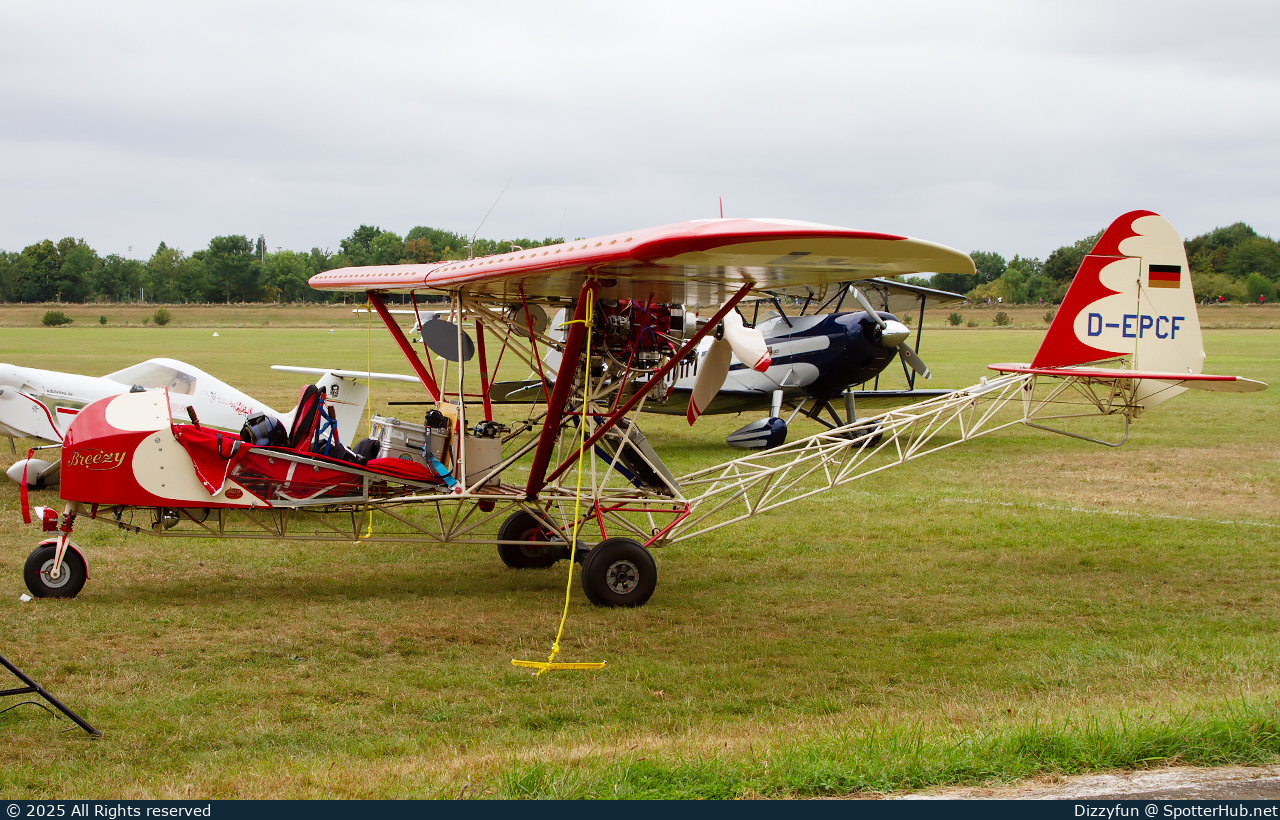 Photo of D-EPCF - RLU-1 Breezy operated by Private