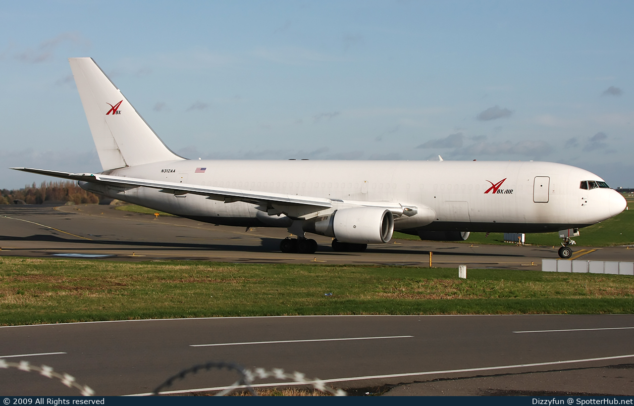 Photo of N312AA - Boeing 767-223(BDSF) operated by ABX Air