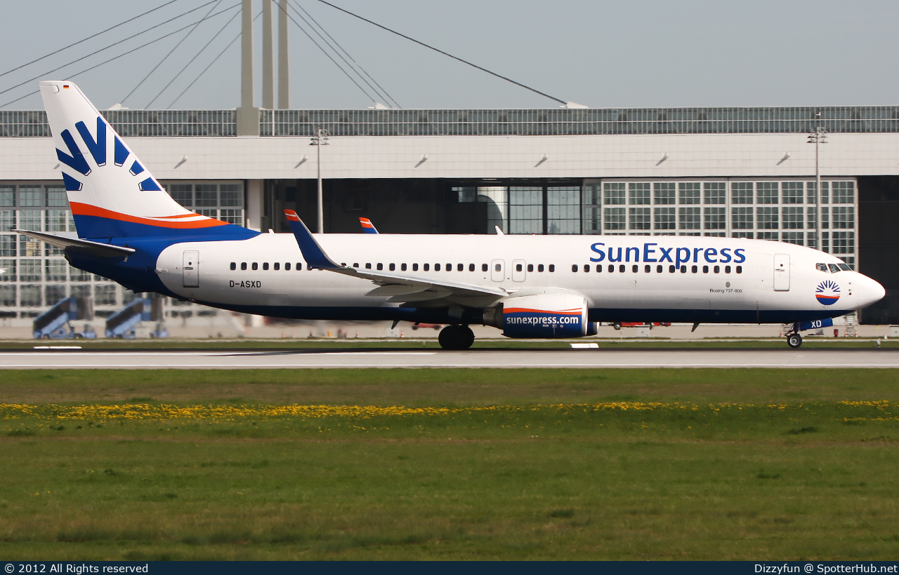 Photo of D-ASXD - Boeing 737-8AS operated by SunExpress Germany