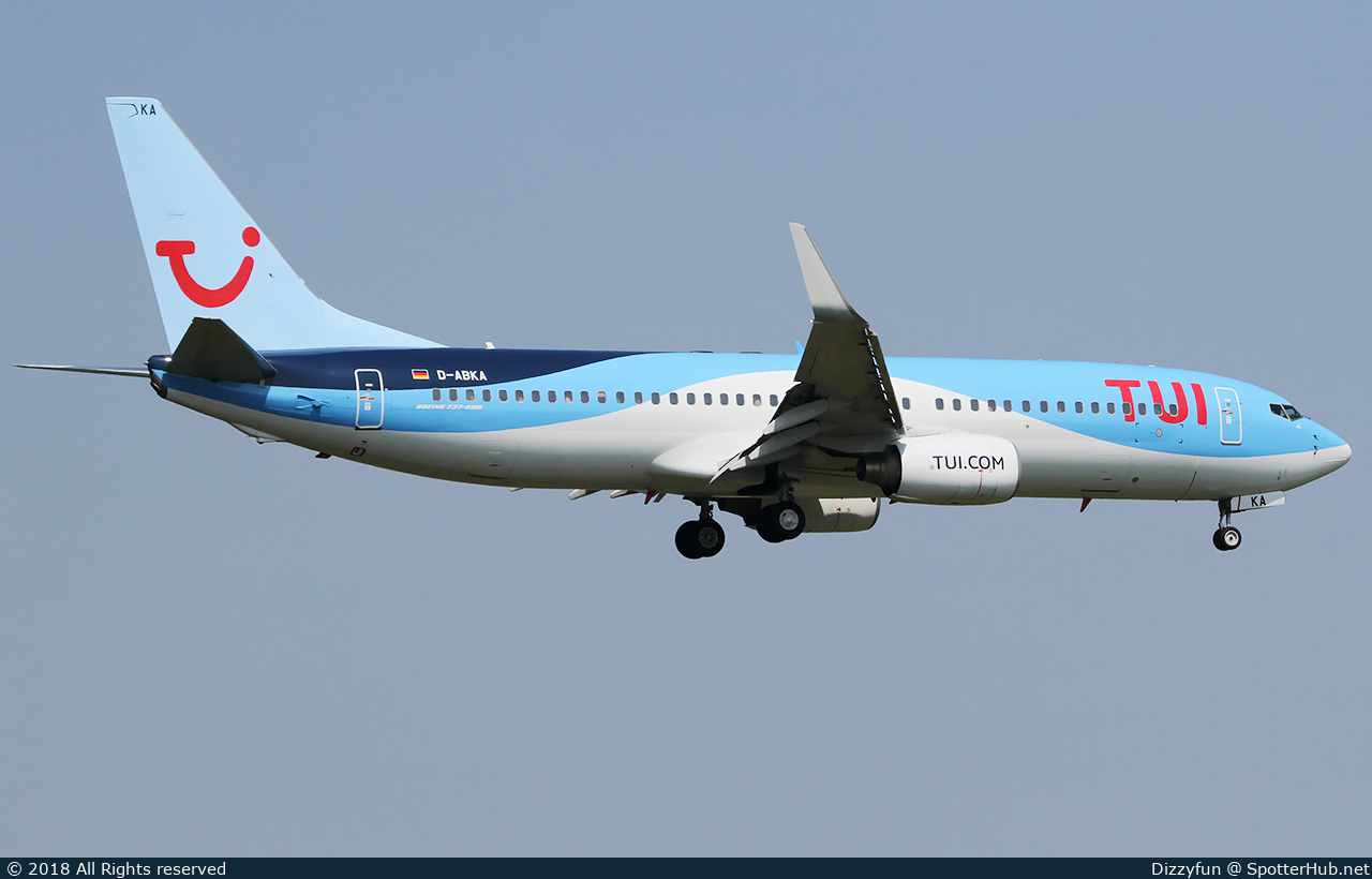 Photo of D-ABKA - Boeing 737-82R operated by TUIfly