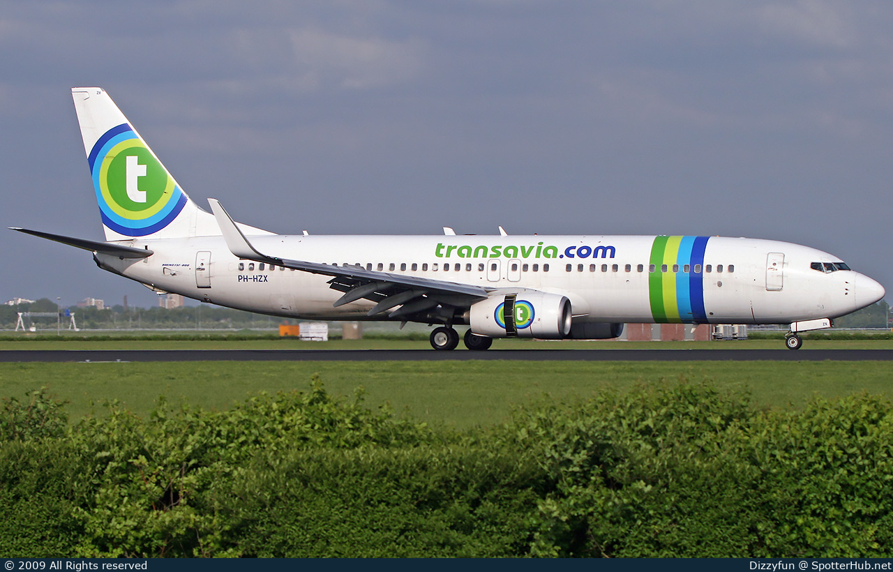 Photo of PH-HZX - Boeing 737-8K2 operated by Transavia