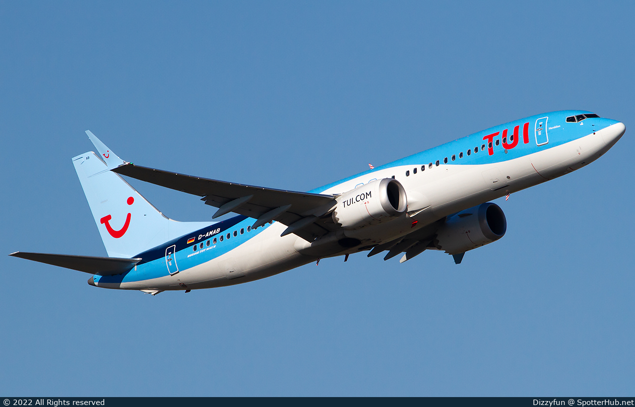 Photo of D-AMAB - Boeing 737 MAX 8 operated by TUIfly